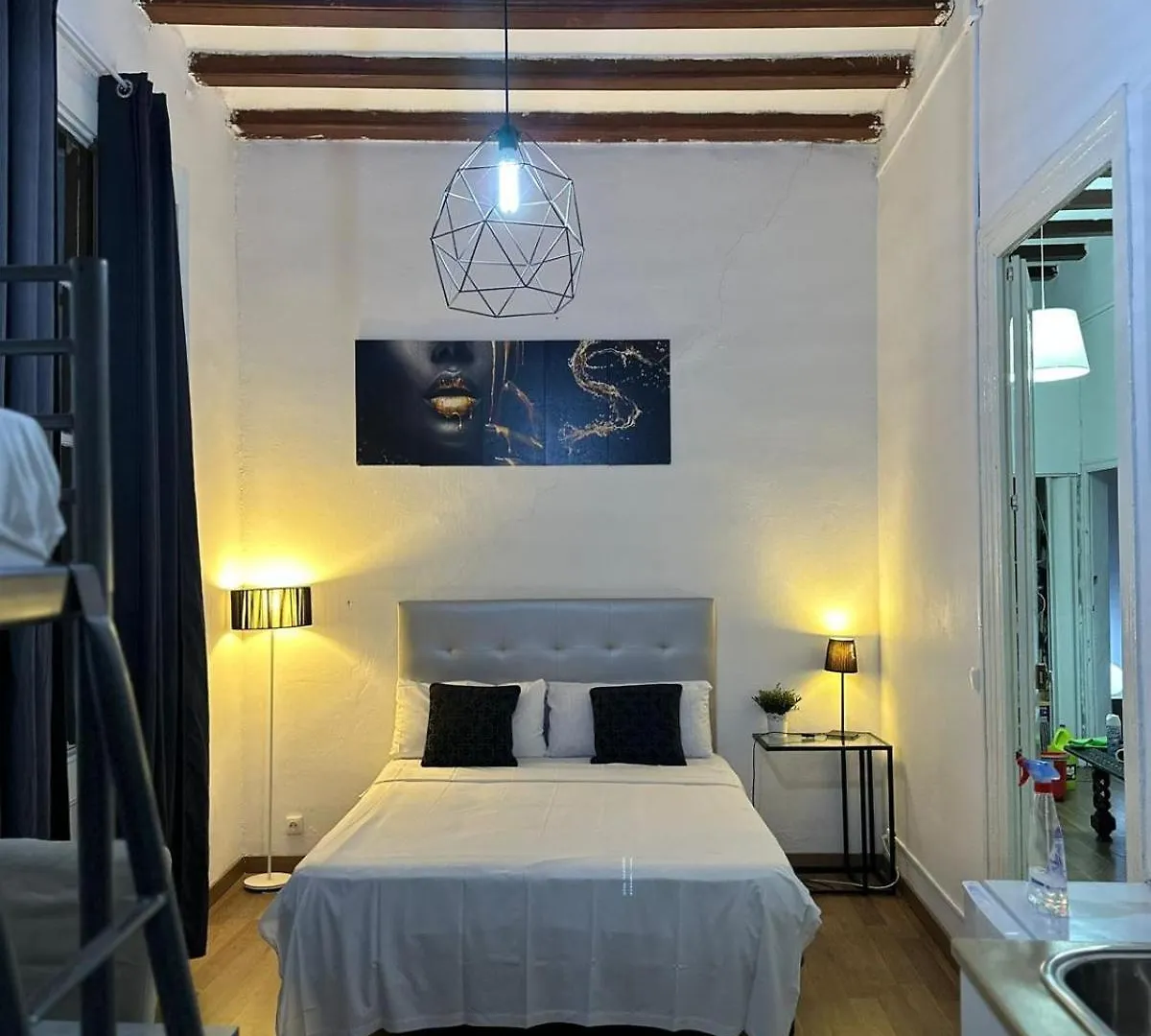 Central Cozy Suite Barcelona 0*,  España