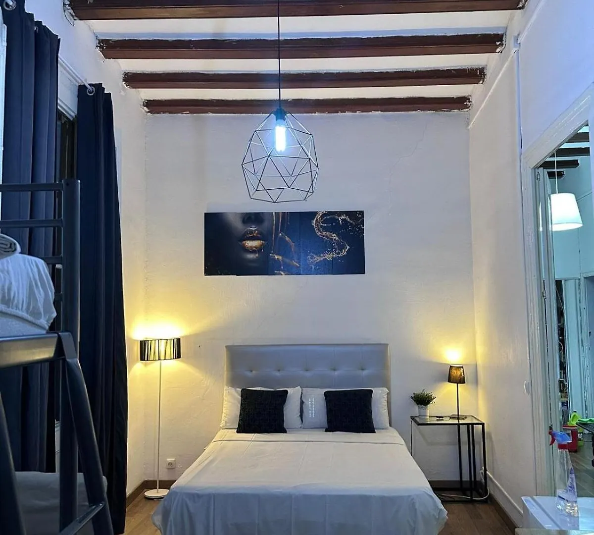 Central Cozy Suite Barcelona 0*,